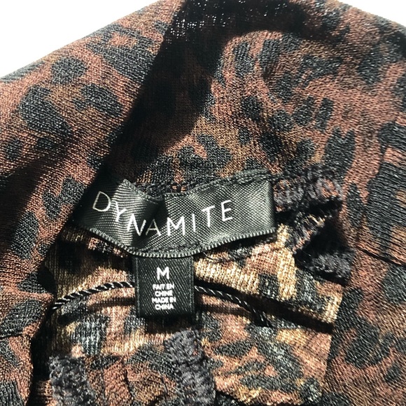 Dynamite woman’s rouched sheer leopard top size medium - Picture 6 of 14